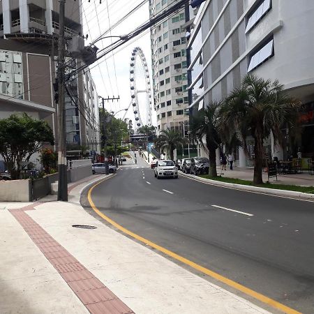 Otimo Apto. 180 Metros Do Mar Balneário Camboriú Eksteriør billede