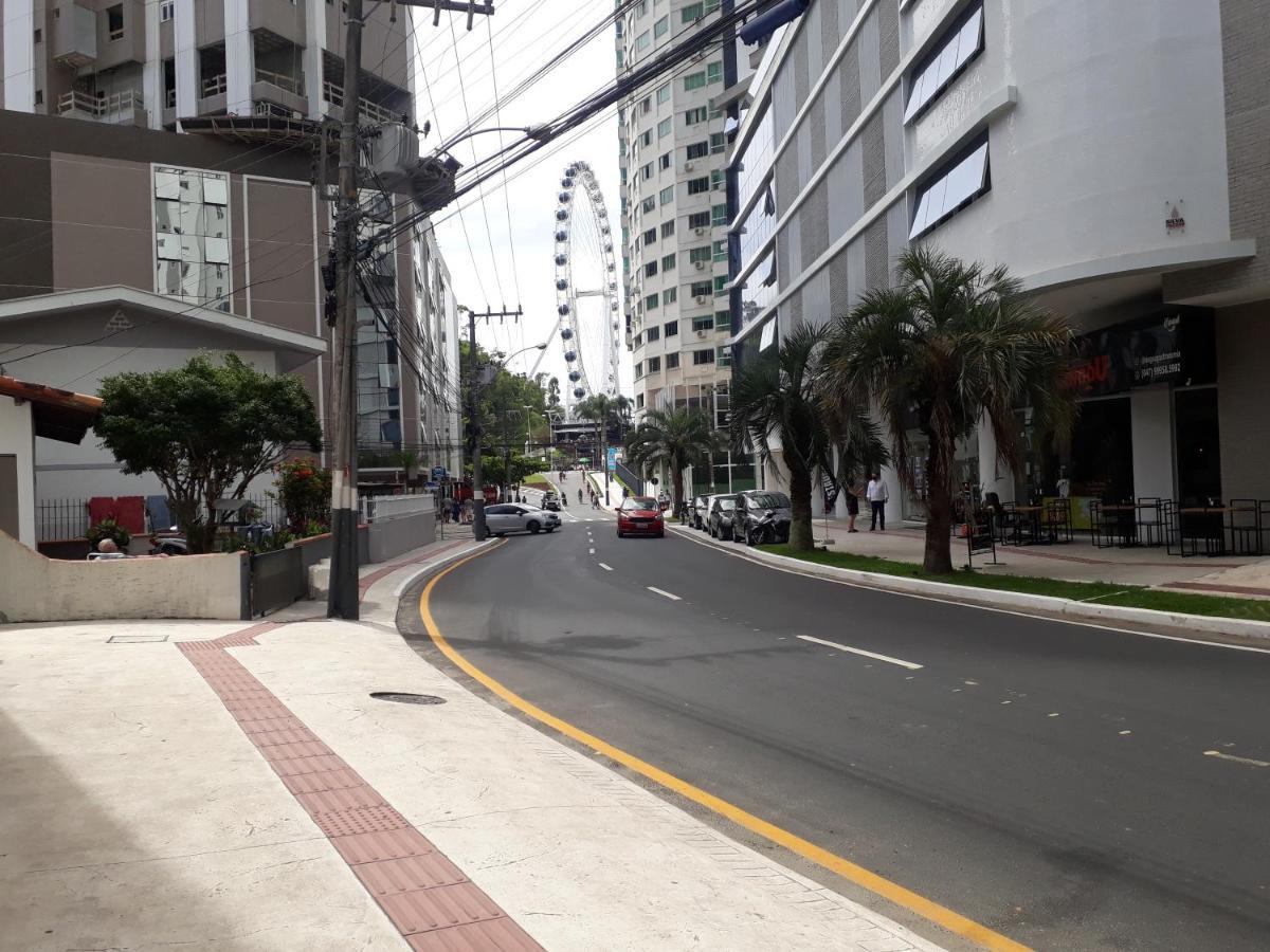 Otimo Apto. 180 Metros Do Mar Balneário Camboriú Eksteriør billede